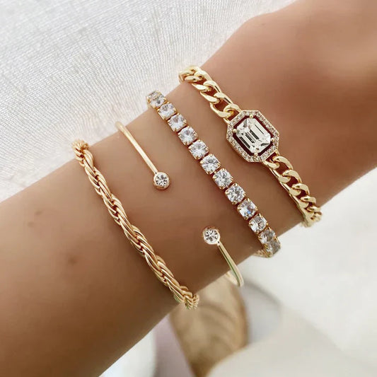 Domitia™ | Gold Calvina Bracelet Set